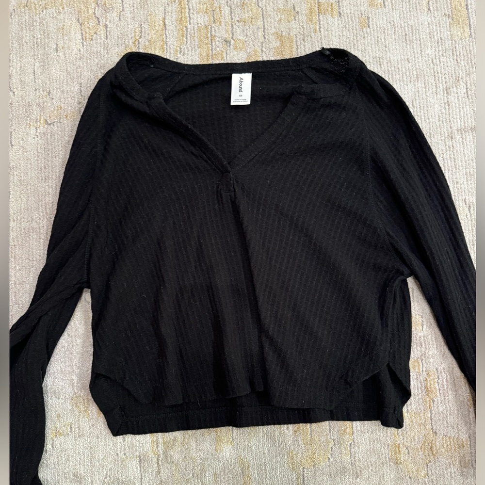 Women’s Abound XS Black V Neck Sweater